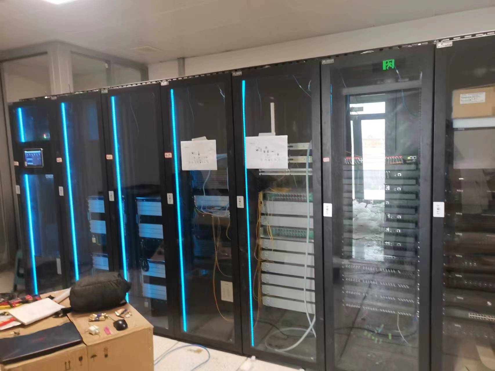 某信息中心信宝模块机房安装调试完毕